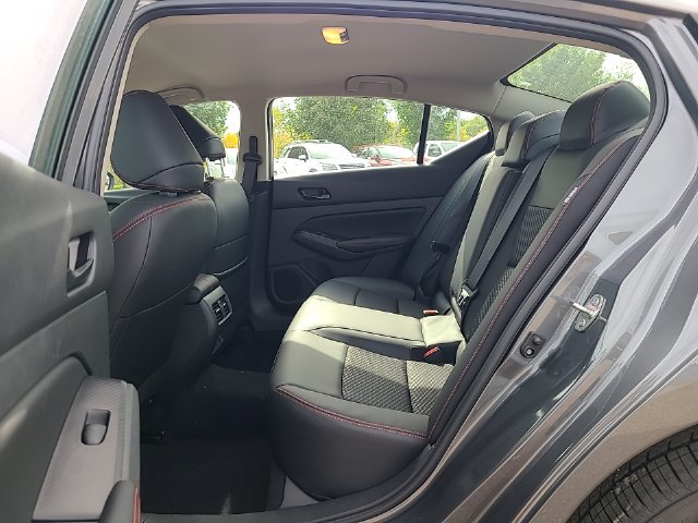 New 2026 Nissan Altima 2.5 SR AWD/4WD image 22