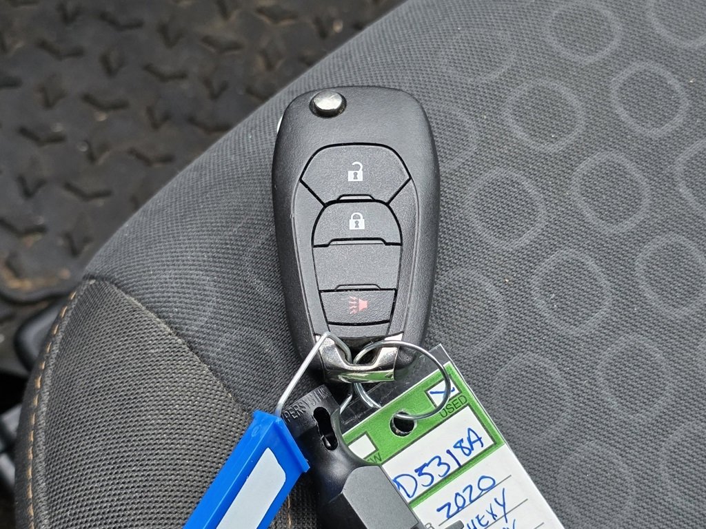 Used 2020 Chevrolet Trax LS image 32