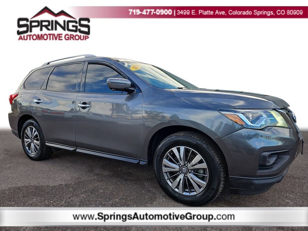 Used 2019 Nissan Pathfinder SL image 1