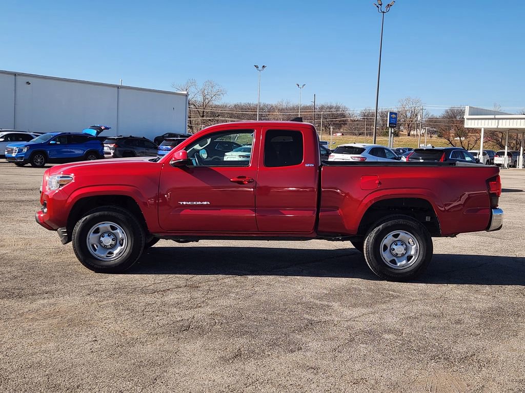 Used 2023 Toyota Tacoma SR5 image 4