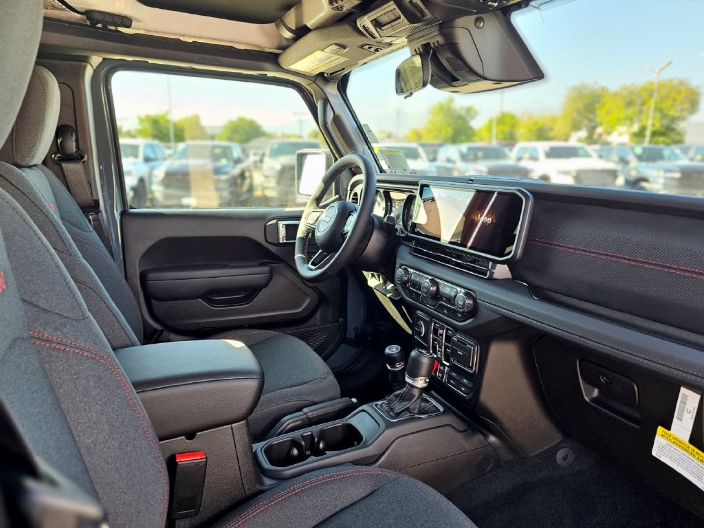 New 2026 Jeep Wrangler Unlimited Rubicon AWD/4WD image 26