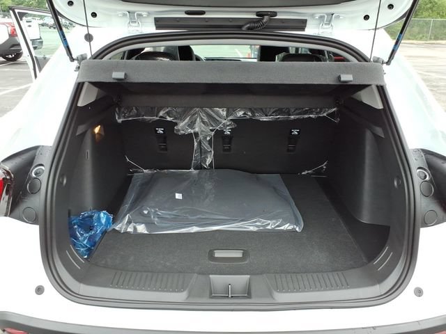 New 2026 Chevrolet Trax LT FWD image 9