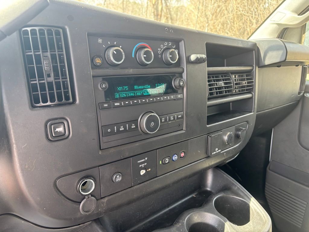 Used 2023 GMC Savana 2500 w/ Driver Convenience Package image 13