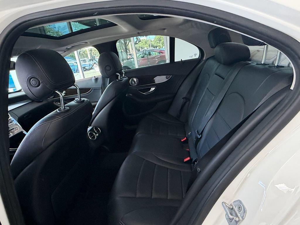 Used 2016 Mercedes-Benz C 300 4MATIC Sedan image 10