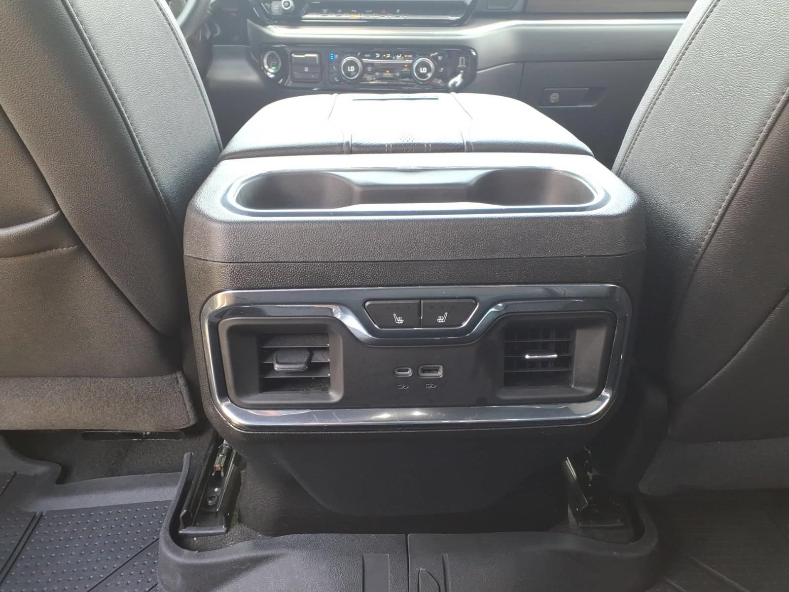 Used 2024 Chevrolet Silverado 3500 High Country w/ High Country Premium Package AWD/4WD image 31