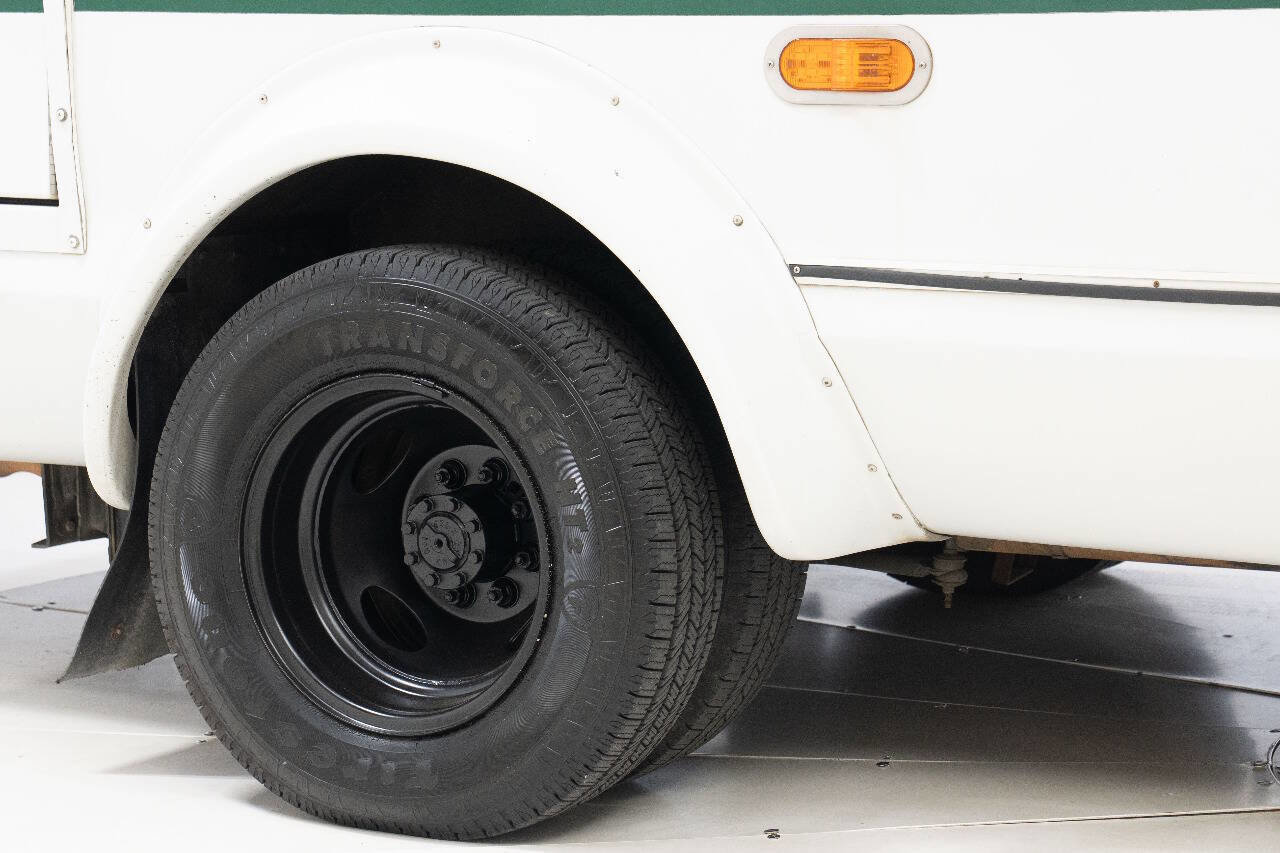 Used 2016 Ford E-350 and Econoline 350 Super Duty w/ Shuttle Bus Prep Package image 30