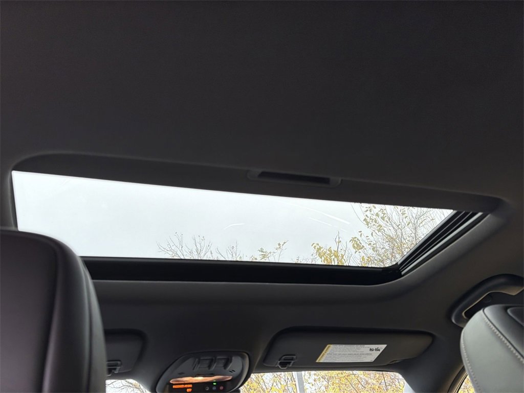 Used 2024 Buick Envista Avenir image 31