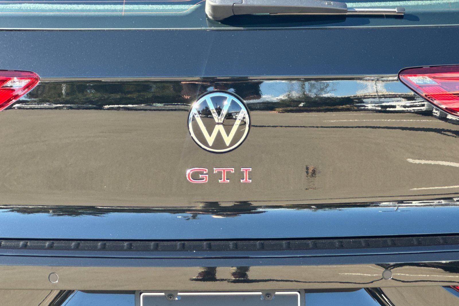 New 2026 Volkswagen GTI SE image 26