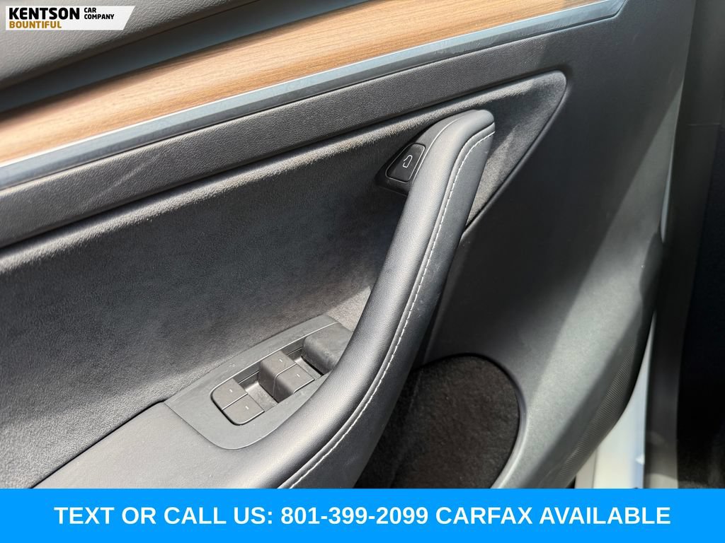 Used 2023 Tesla Model Y Long Range AWD/4WD image 17