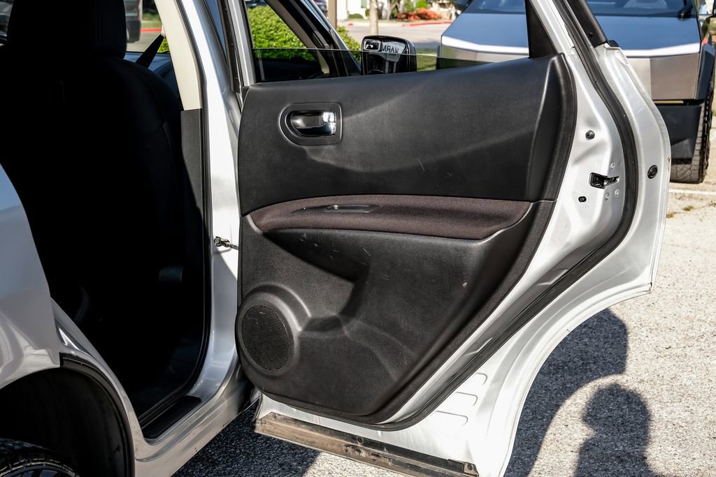 Used 2015 Nissan Rogue S w/ Convenience Package image 44