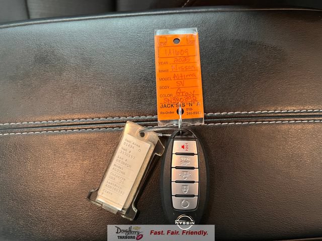 Used 2025 Nissan Altima 2.5 SV FWD image 52