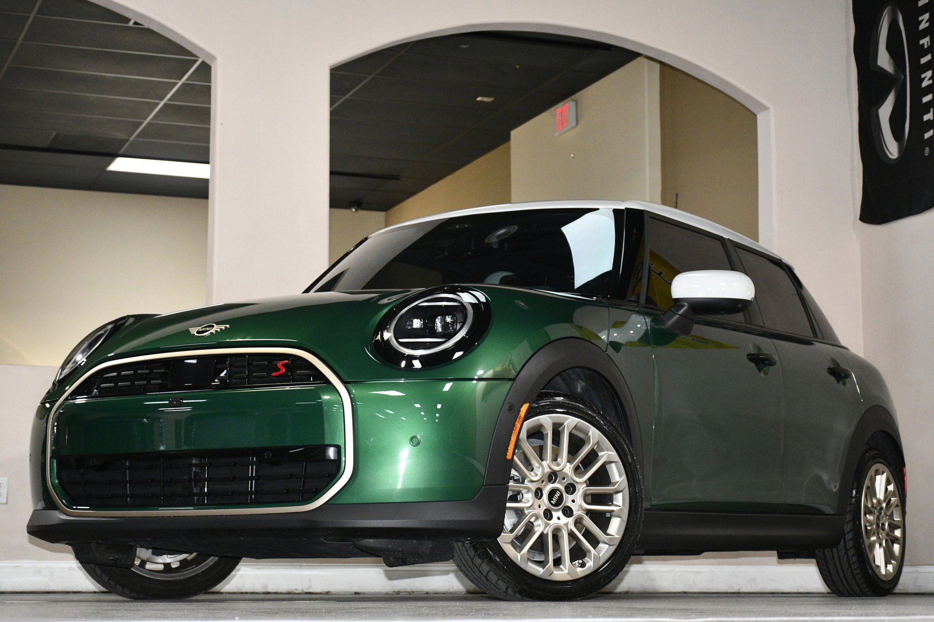 Used 2025 MINI Cooper S image 84