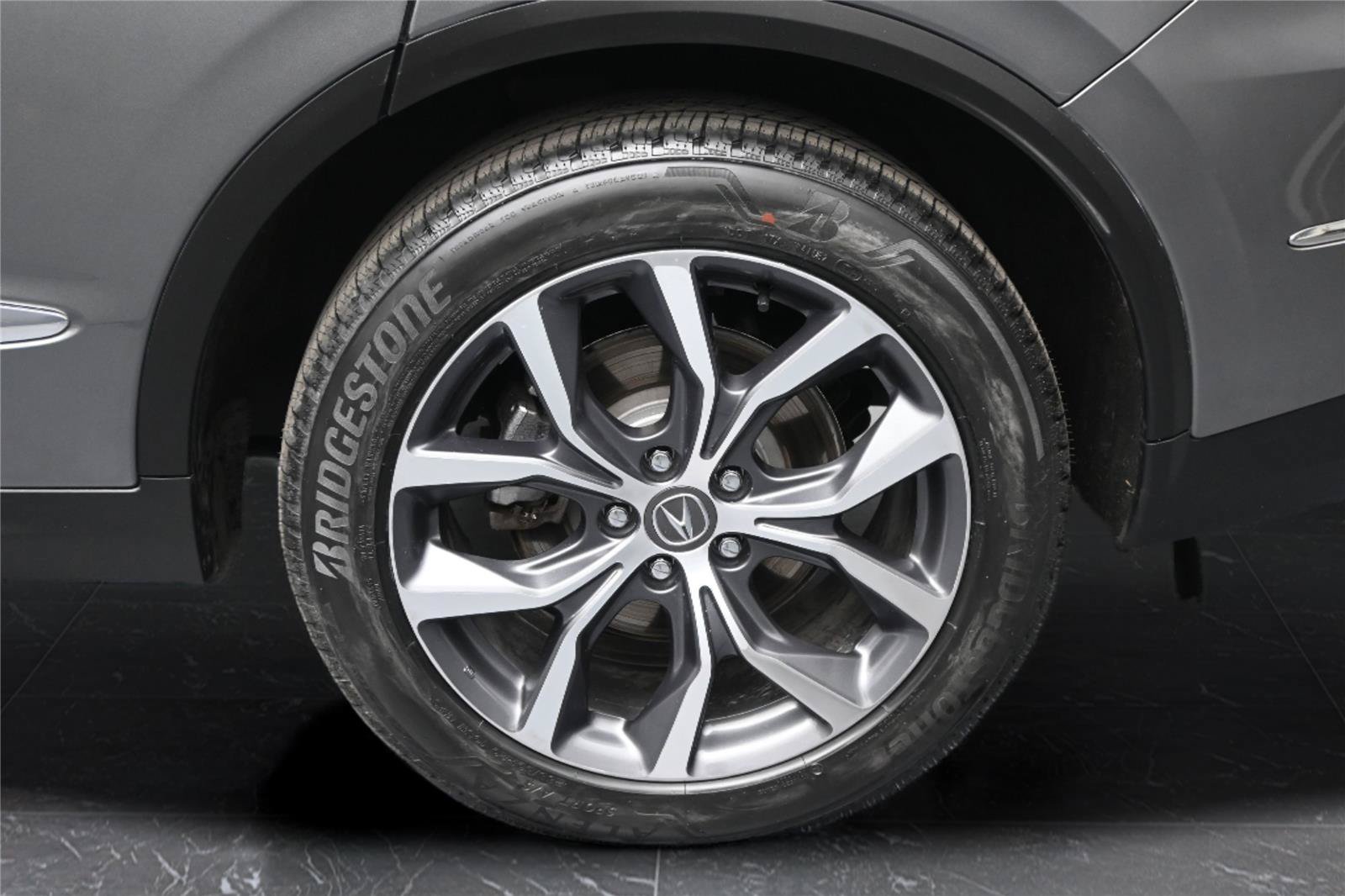 Certified 2024 Acura MDX SH-AWD w/ Technology Package image 12