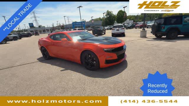 Used 2019 Chevrolet Camaro SS RWD image 2