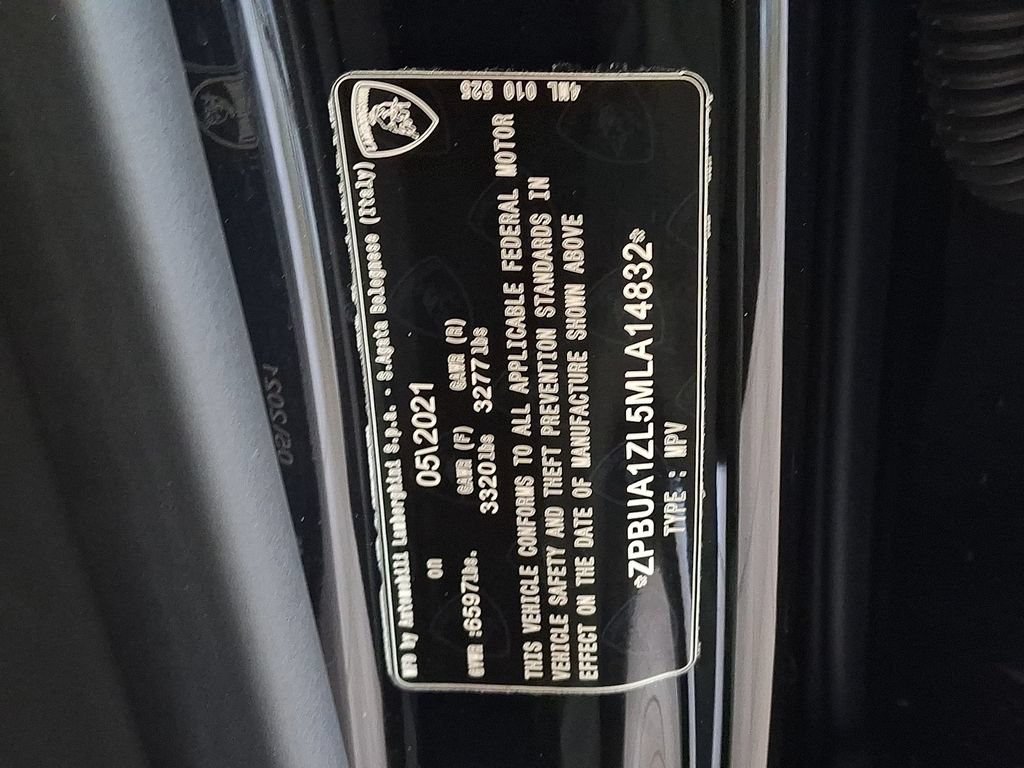 Used 2021 Lamborghini Urus AWD/4WD image 35