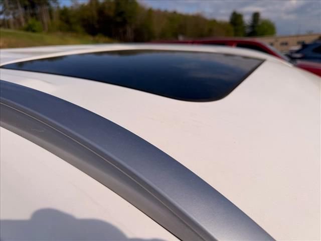 Used 2022 Hyundai Palisade SEL w/ 8P Bench Seat Package AWD/4WD image 11