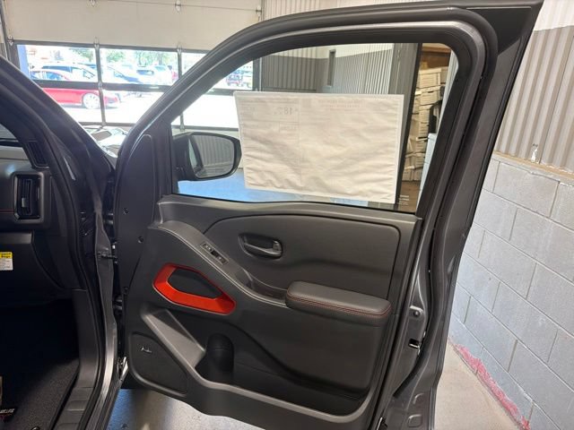 New 2026 Nissan Frontier PRO-4X w/ Pro Premium Package AWD/4WD image 15