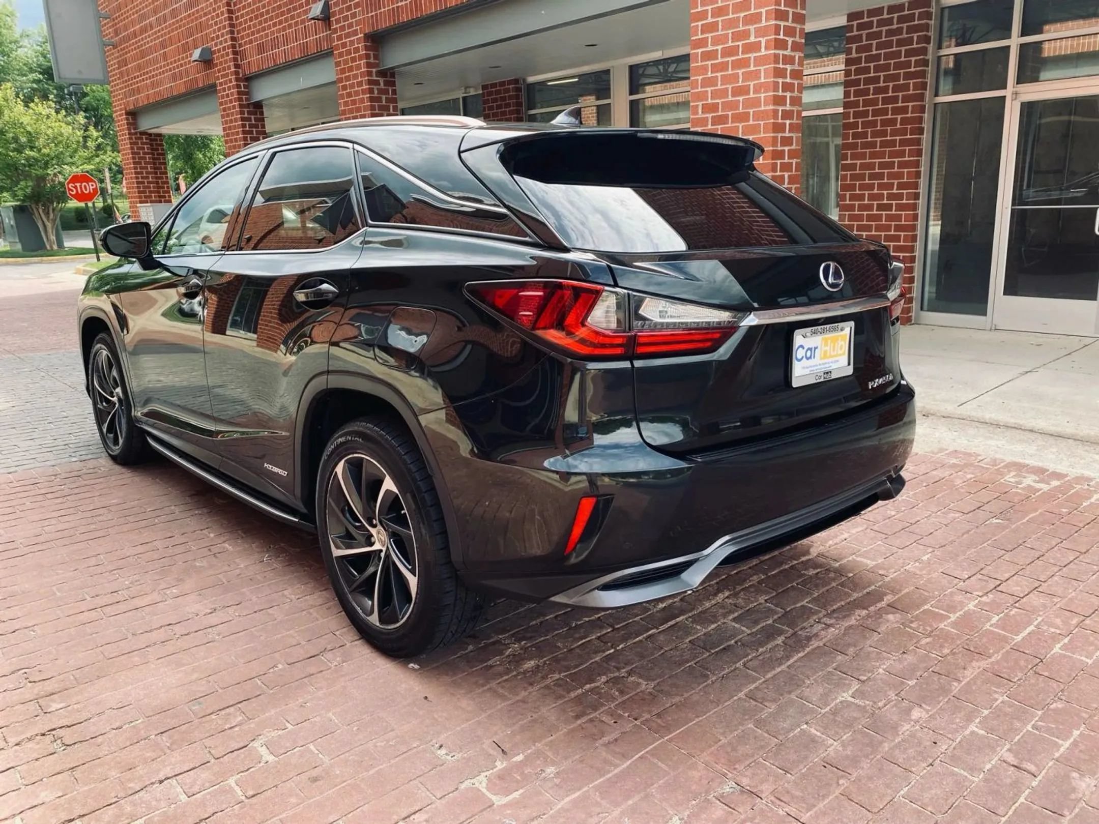 Used 2016 Lexus RX 450h AWD w/ Luxury Package image 4