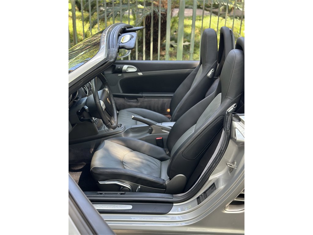 Used 2005 Porsche Boxster image 22