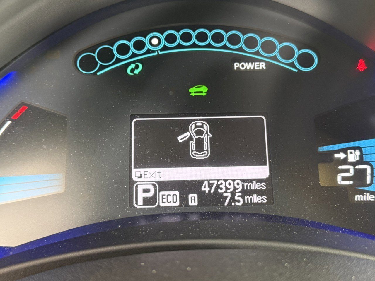 Used 2015 Nissan Leaf SL w/ Premium Package image 14
