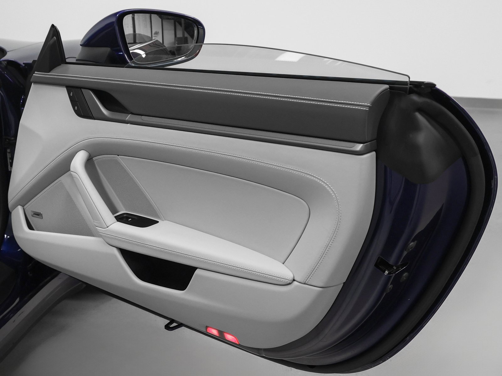 Used 2024 Porsche 911 Targa 4 image 34