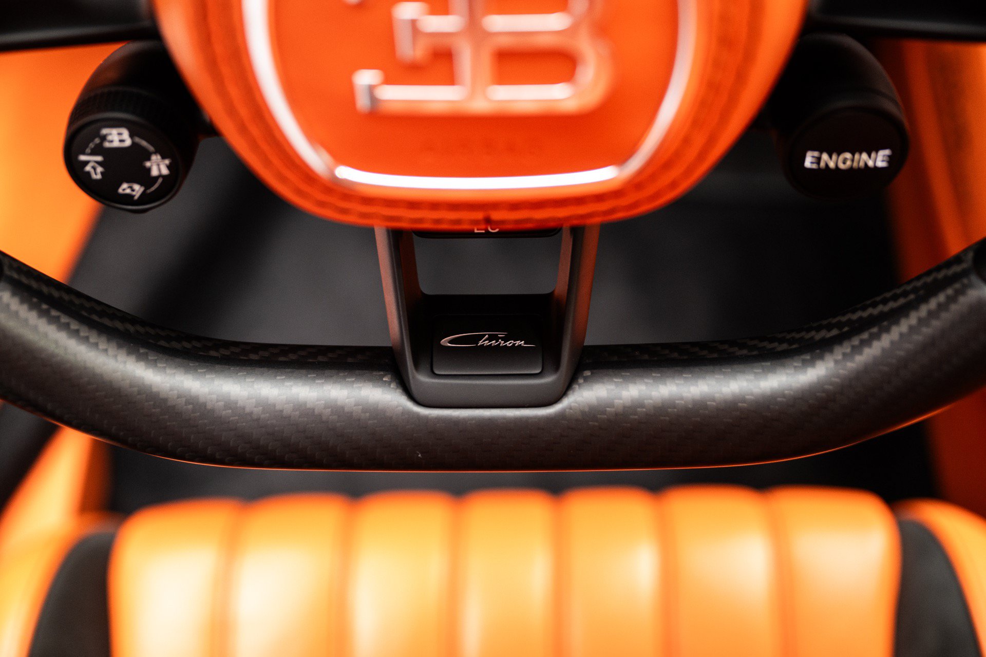Used 2024 Bugatti Chiron Super Sport AWD/4WD image 18
