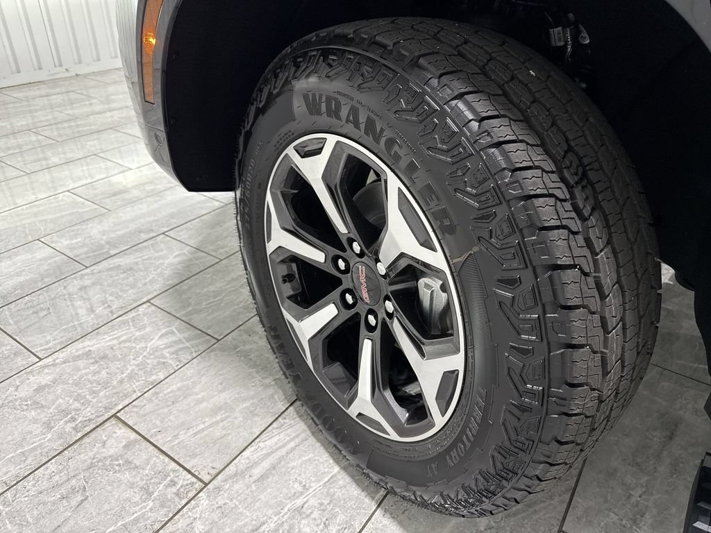 New 2026 GMC Yukon AT4 Ultimate AWD/4WD image 34