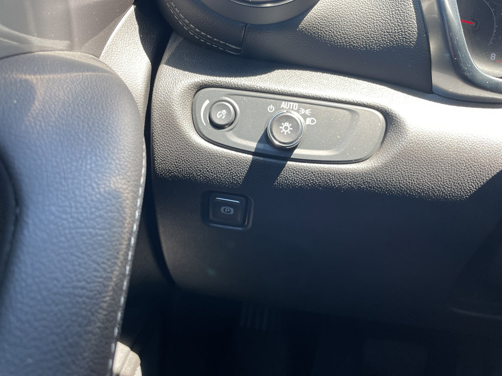 Used 2025 Chevrolet Blazer LT w/ Midnight/Sport Edition image 21