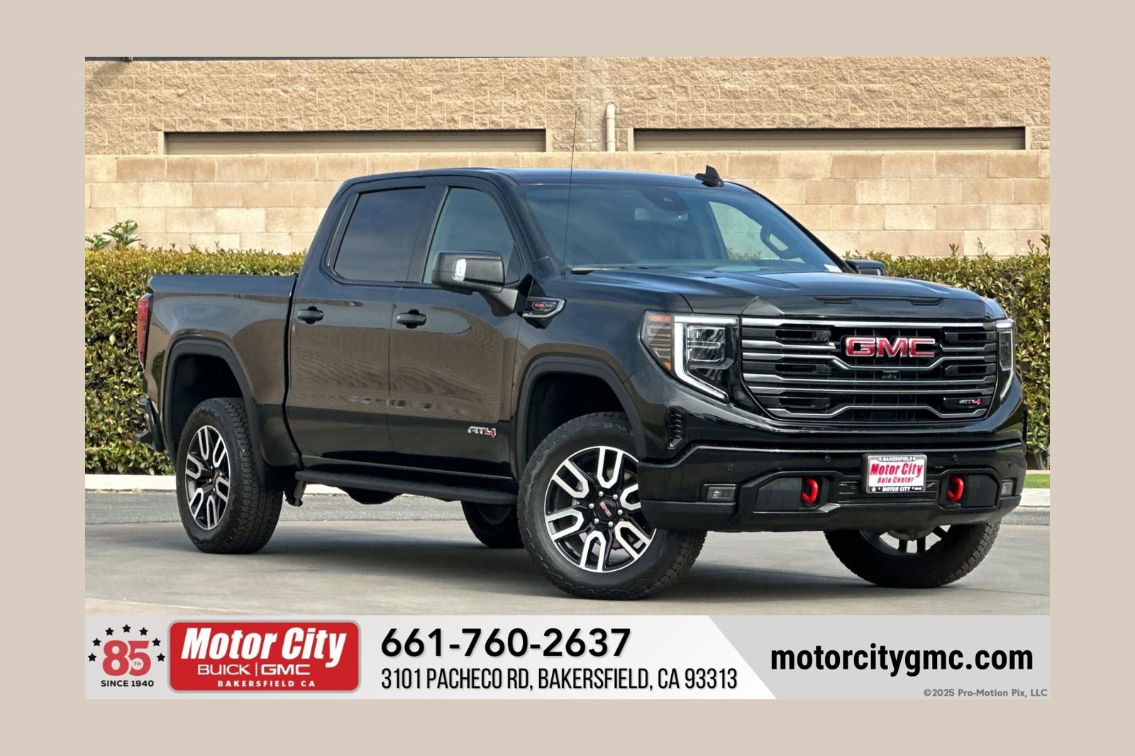 Certified 2025 GMC Sierra 1500 AT4 w/ AT4 Premium Package