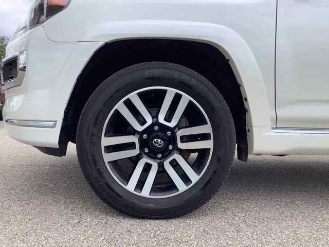 Used 2023 Toyota 4Runner Limited AWD/4WD image 36