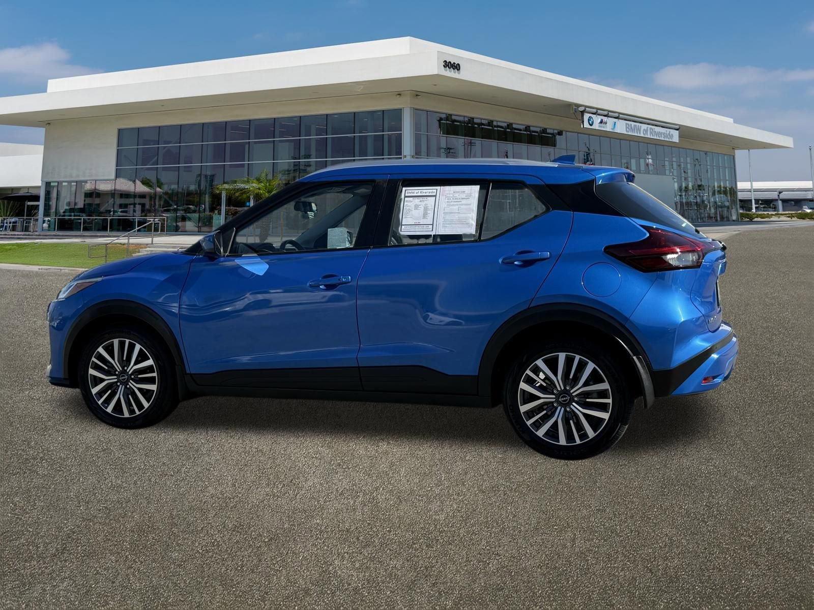 Used 2023 Nissan Kicks SV image 7
