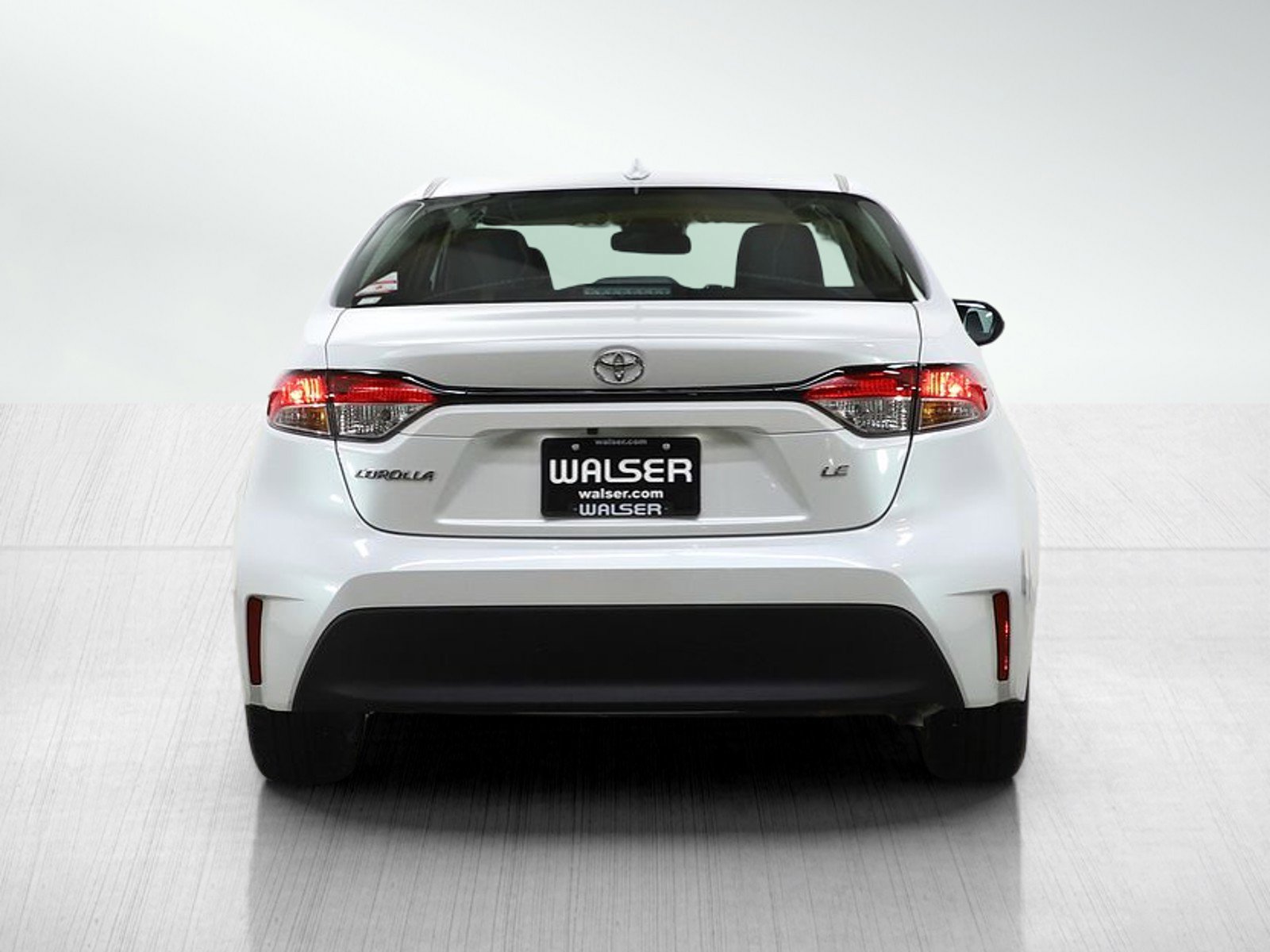 Used 2026 Toyota Corolla LE w/ LE Premium Package FWD image 4