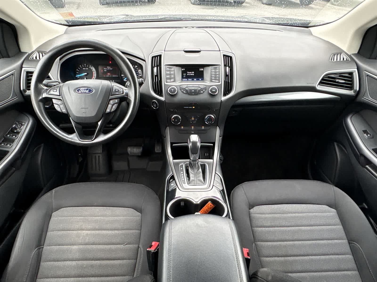 Used 2018 Ford Edge SE FWD image 19