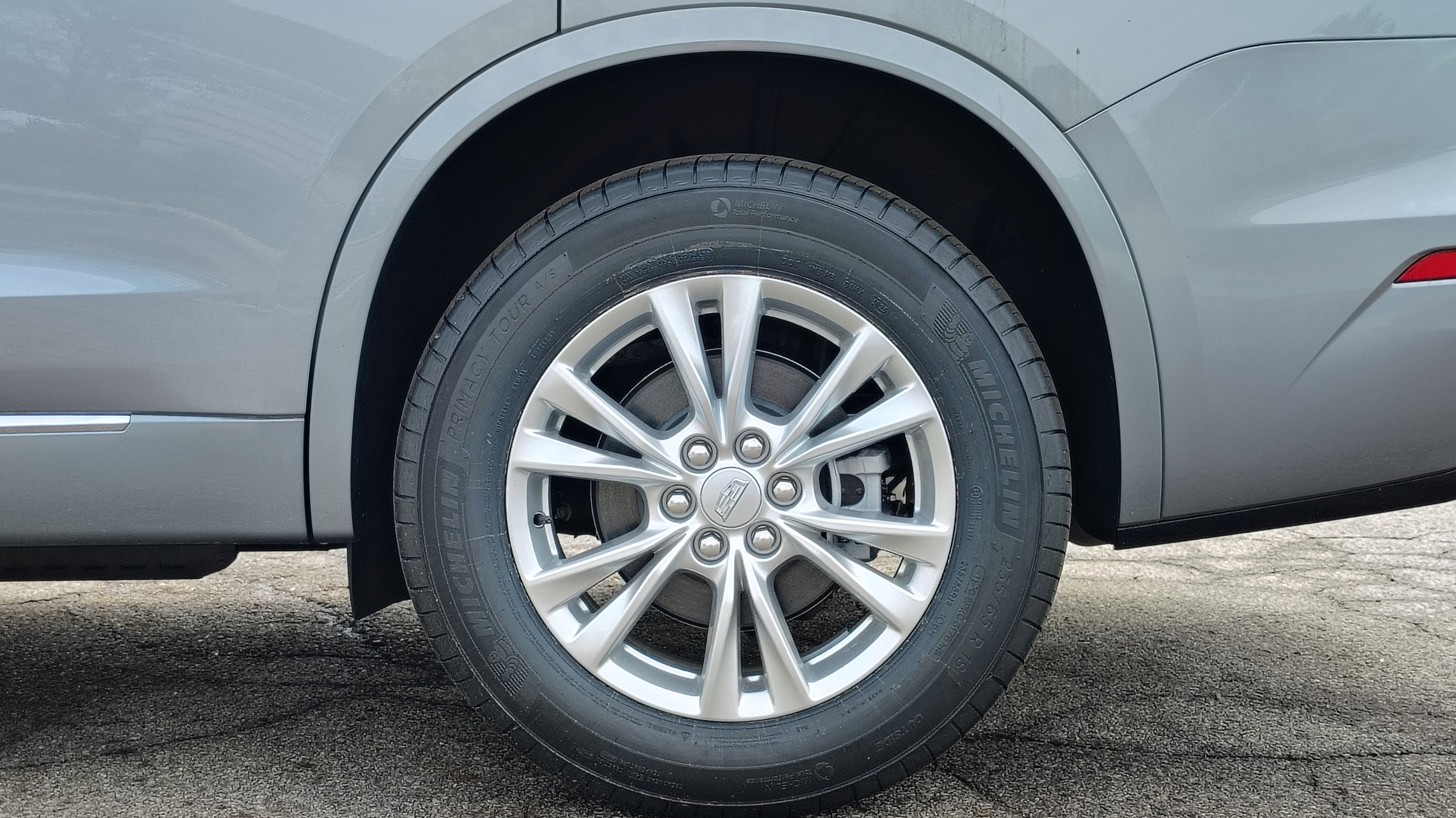 New 2025 Cadillac XT6 Luxury image 40