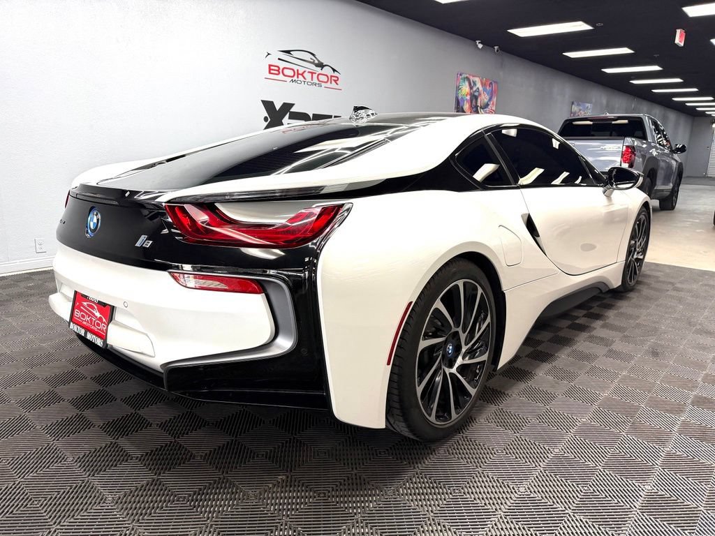 Used 2015 BMW i8 AWD/4WD image 14