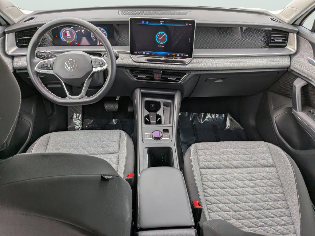 Certified 2025 Volkswagen Tiguan S FWD image 10