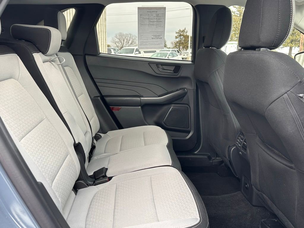 Used 2025 Ford Escape Active w/ Tech Pack #1 AWD/4WD image 18