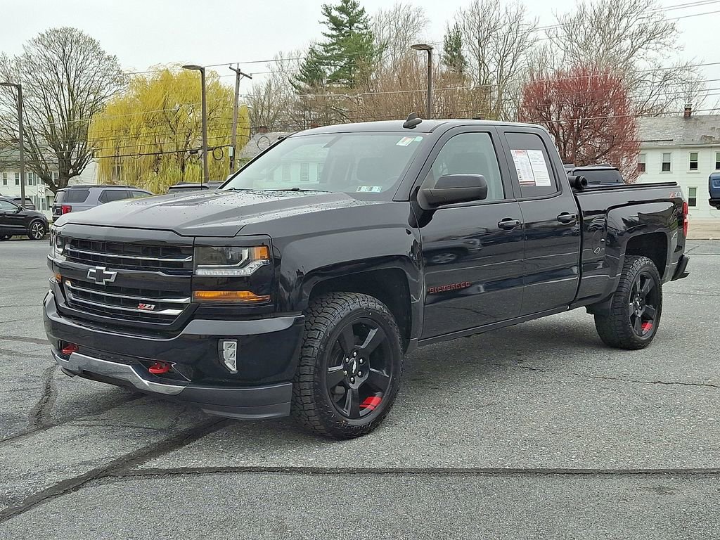 Used 2018 Chevrolet Silverado 1500 LT w/ Redline Edition image 3