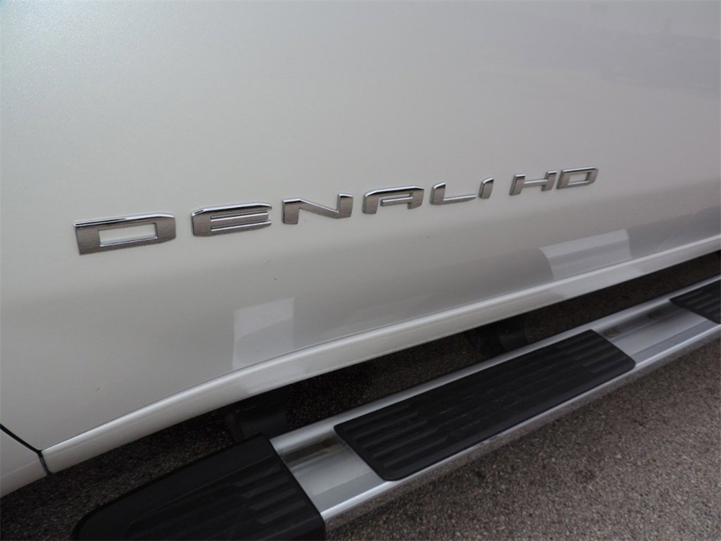 Certified 2022 GMC Sierra 3500 Denali image 12