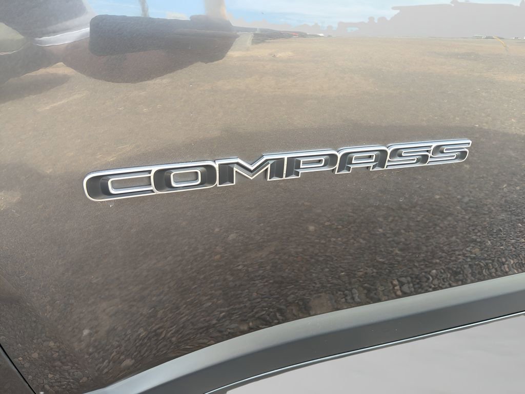 Used 2019 Jeep Compass Limited image 28