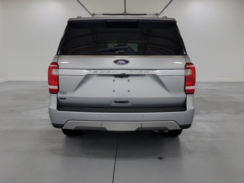 Used 2020 Ford Expedition XLT w/ Equipment Group 202A AWD/4WD image 8