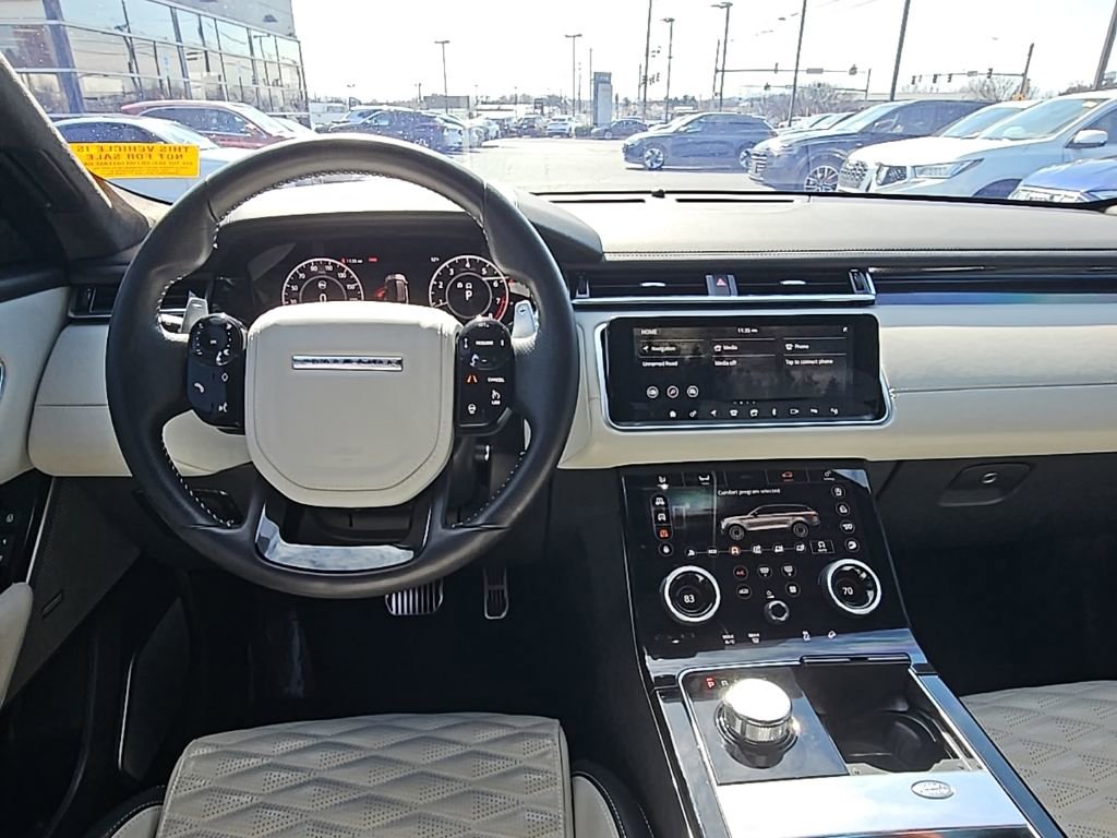 Used 2020 Land Rover Range Rover Velar SV Autobiography Dynamic image 2