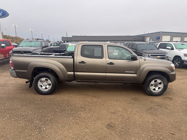 Used 2013 Toyota Tacoma 4x4 Double Cab w/ SR5 Pkg image 11