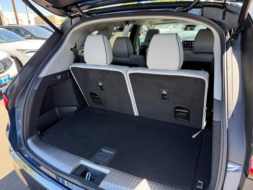 Certified 2026 Acura MDX w/ Advance Package AWD/4WD image 19