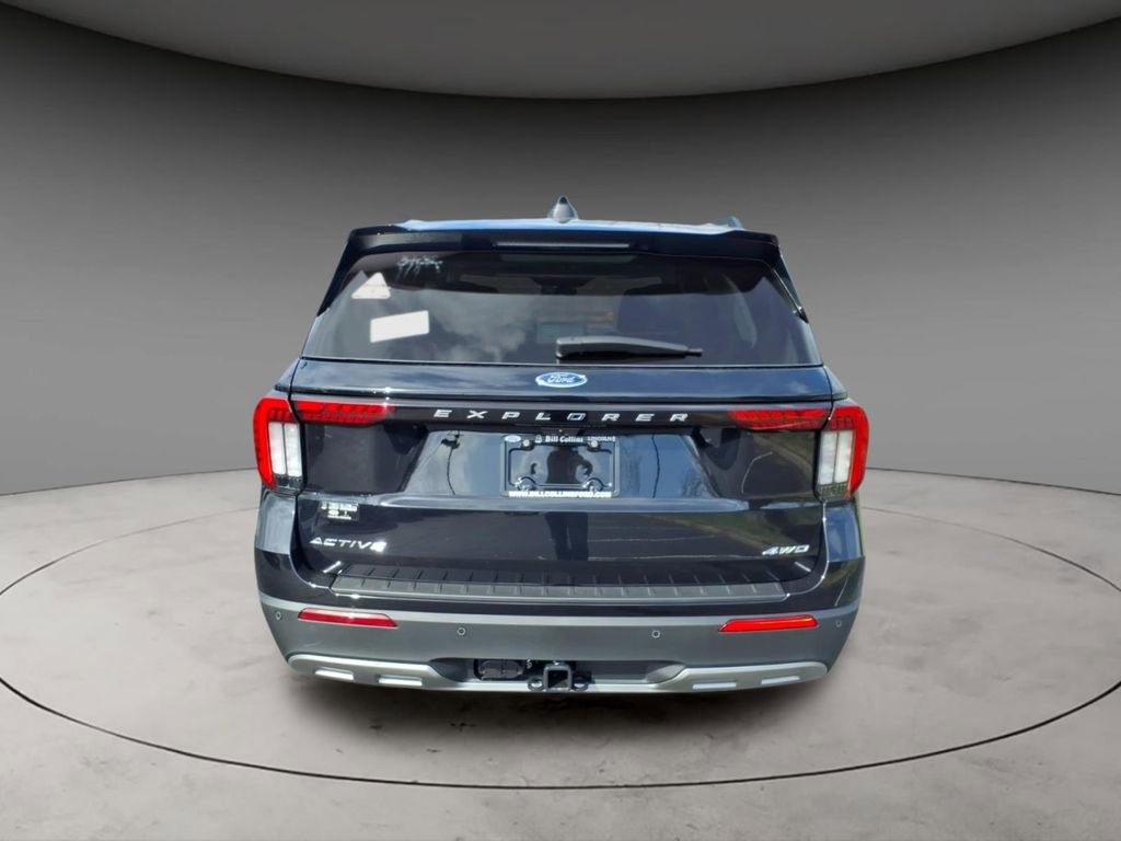 New 2026 Ford Explorer Active image 7