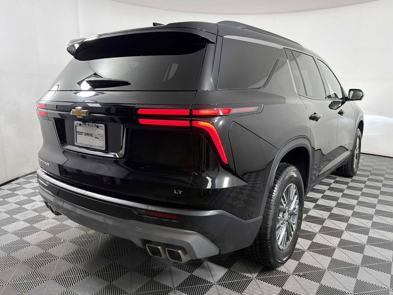 Certified 2024 Chevrolet Traverse LT image 6