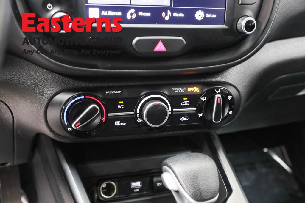 Used 2025 Kia Soul LX w/ LX Technology Package image 20