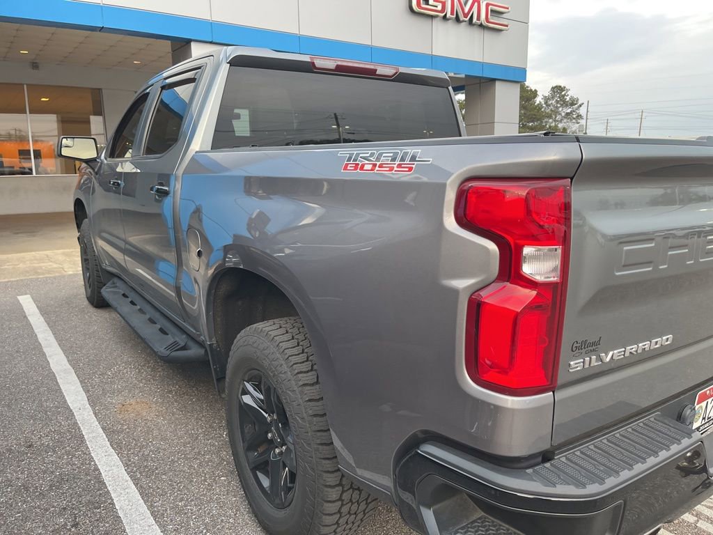 Used 2021 Chevrolet Silverado 1500 LT Trail Boss w/ Bed Protection Package image 5