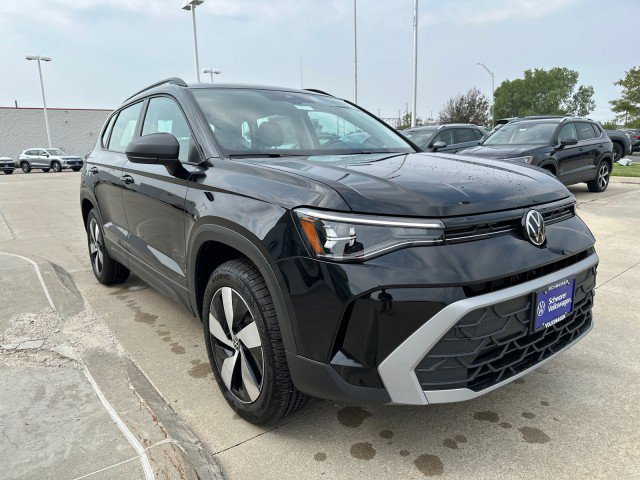 New 2025 Volkswagen Taos S image 5