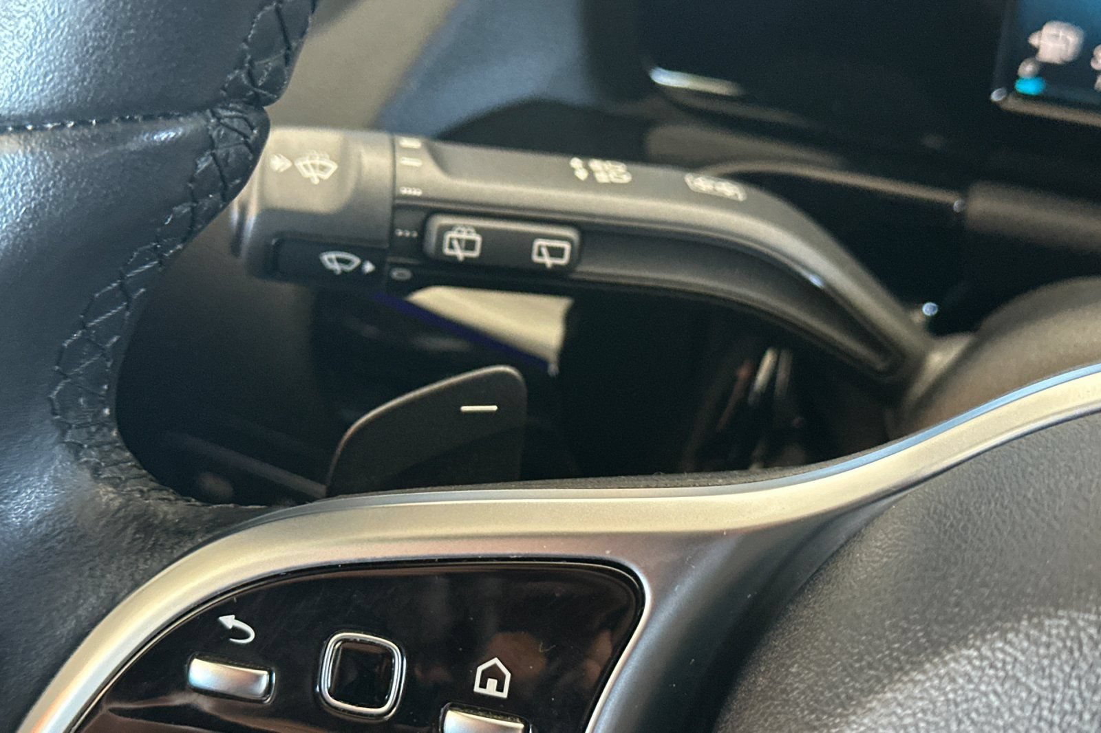 Certified 2021 Mercedes-Benz GLA 250 image 31